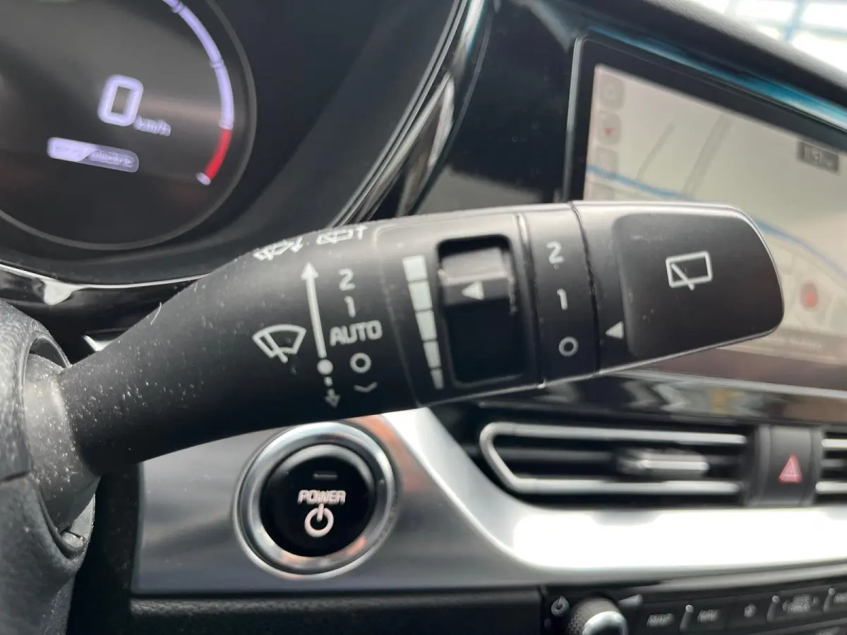 DynamicPlusLine 64 kWh | Elektrisch schuifdak | Keyless entry | Stoelverwarming