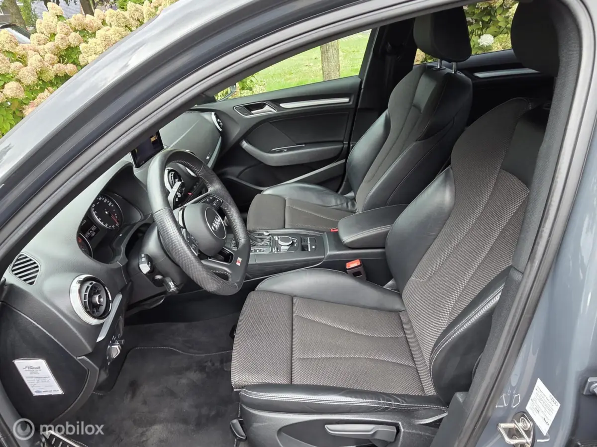30 TFSI Sport S Line/autom/navi/plaatje!!