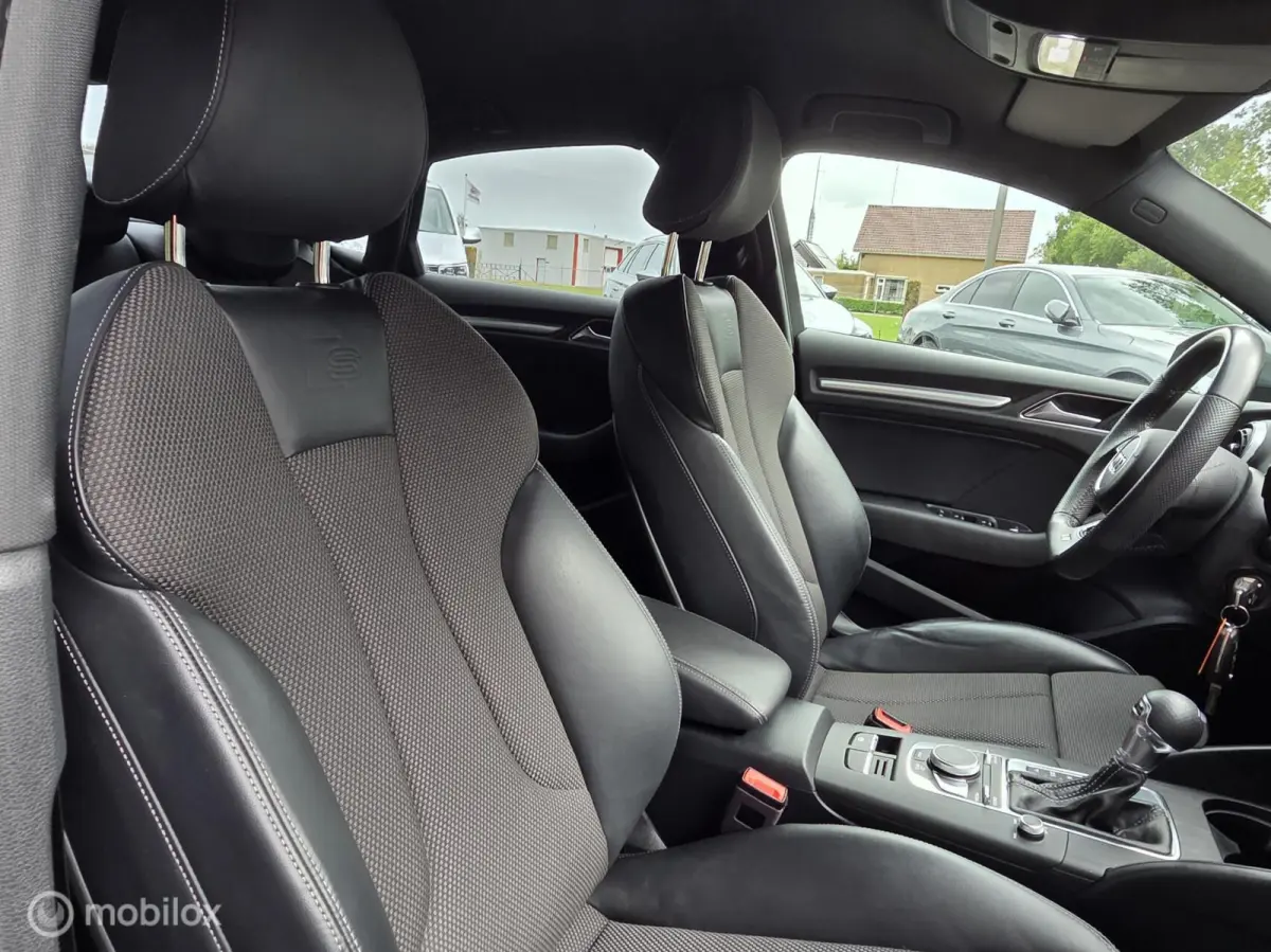 30 TFSI Sport S Line/autom/navi/plaatje!!