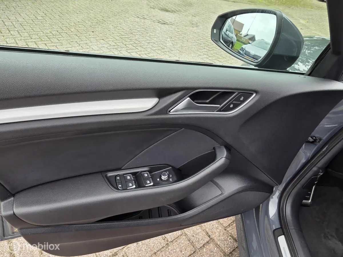 30 TFSI Sport S Line/autom/navi/plaatje!!