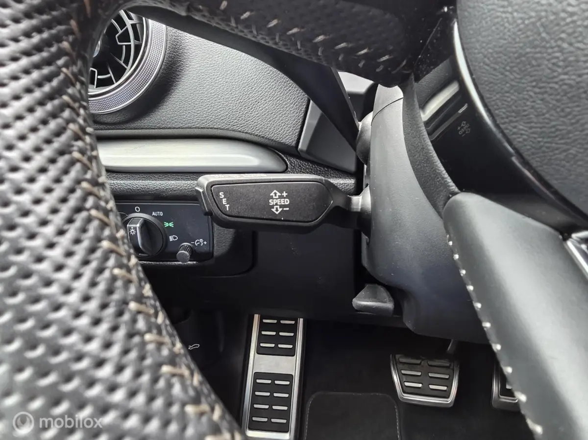 30 TFSI Sport S Line/autom/navi/plaatje!!