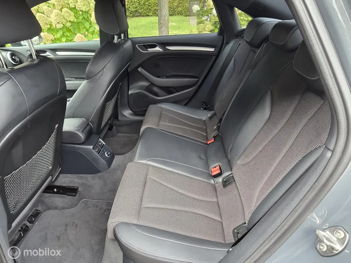 30 TFSI Sport S Line/autom/navi/plaatje!!
