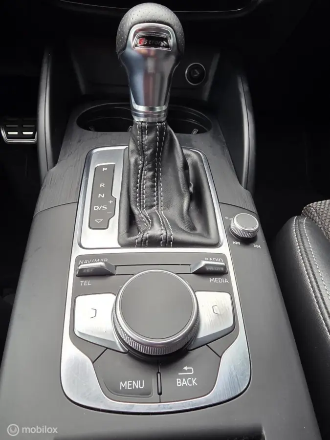 30 TFSI Sport S Line/autom/navi/plaatje!!