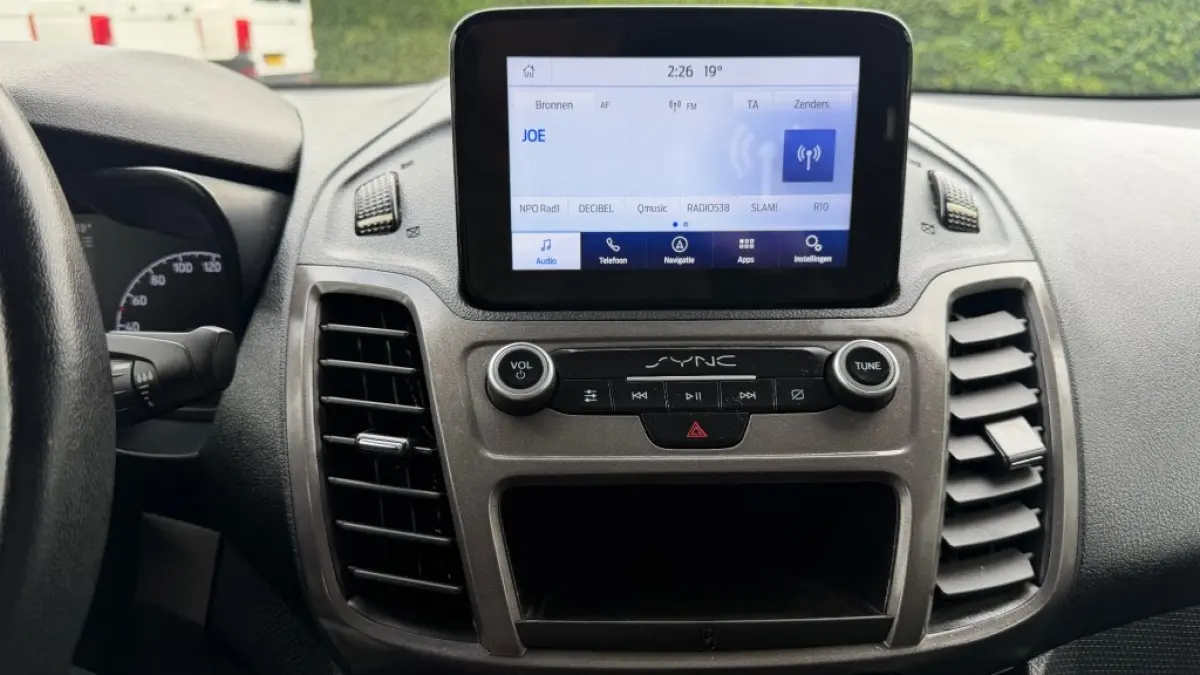 1.5 TDCI 74KW 100PK EURO 6 AIRCO/ CRUISE CONTROL/ CAMERA/ NAVIGATIE/ 100% DEALERONDERHOUDEN