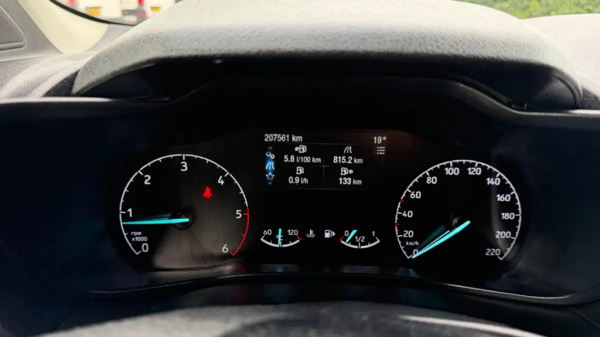 1.5 TDCI 74KW 100PK EURO 6 AIRCO/ CRUISE CONTROL/ CAMERA/ NAVIGATIE/ 100% DEALERONDERHOUDEN