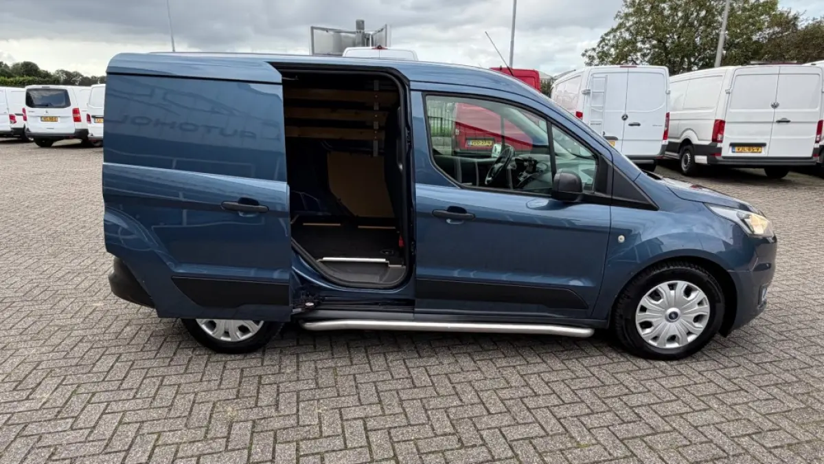 1.5 TDCI 74KW 100PK EURO 6 AIRCO/ CRUISE CONTROL/ CAMERA/ NAVIGATIE/ 100% DEALERONDERHOUDEN