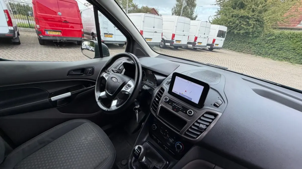 1.5 TDCI 74KW 100PK EURO 6 AIRCO/ CRUISE CONTROL/ CAMERA/ NAVIGATIE/ 100% DEALERONDERHOUDEN