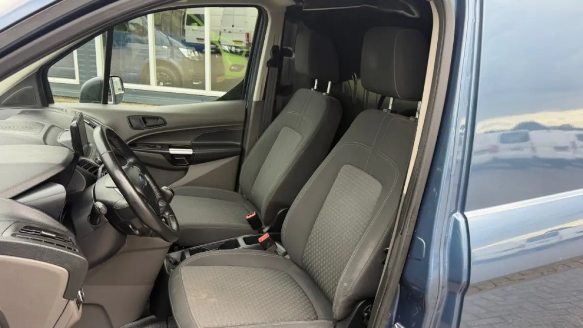 1.5 TDCI 74KW 100PK EURO 6 AIRCO/ CRUISE CONTROL/ CAMERA/ NAVIGATIE/ 100% DEALERONDERHOUDEN