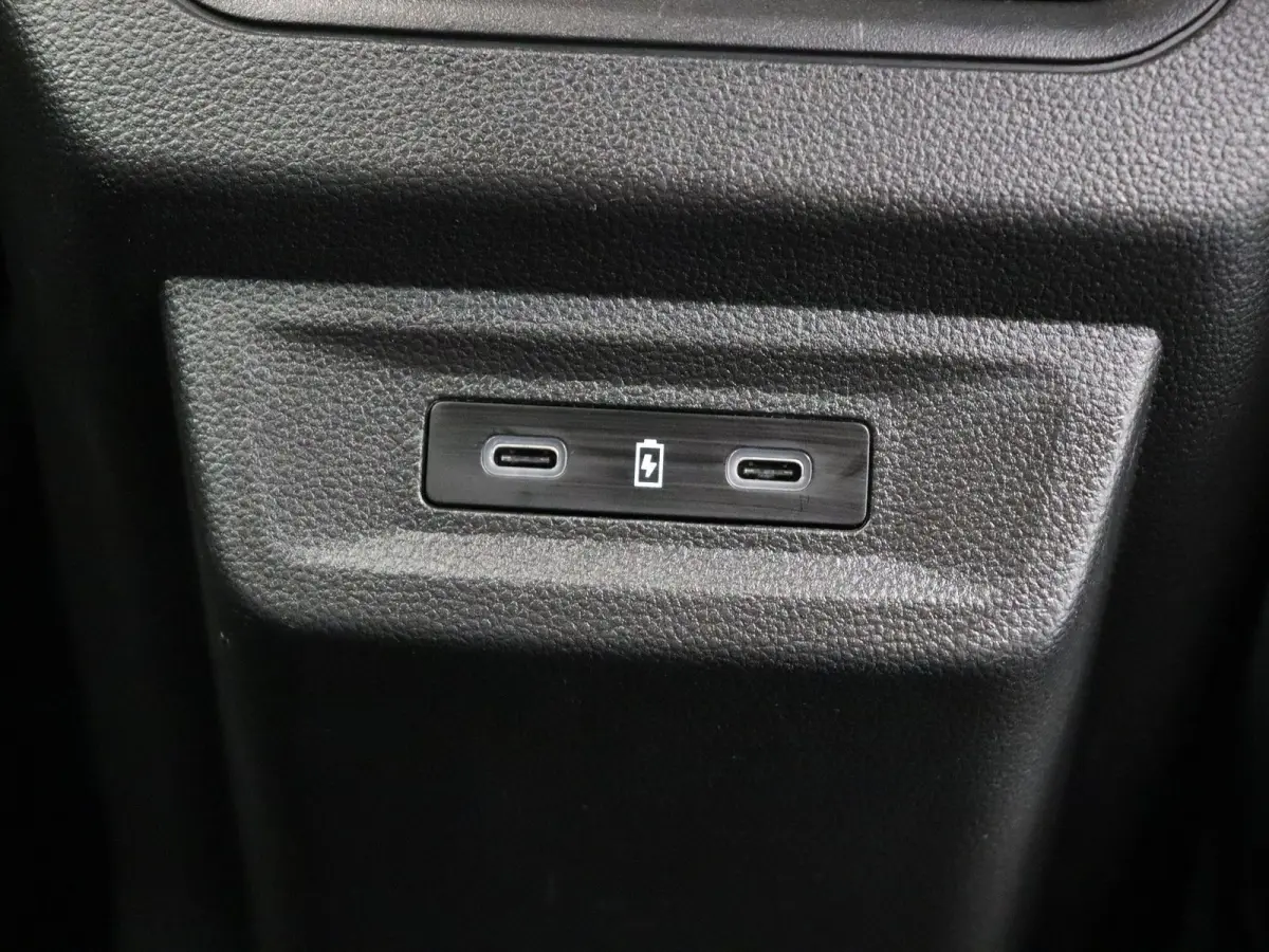Full hybrid 200pk techno esprit Alpine | 4Control | Elek. achterklep | Apple Carplay / Android Auto |