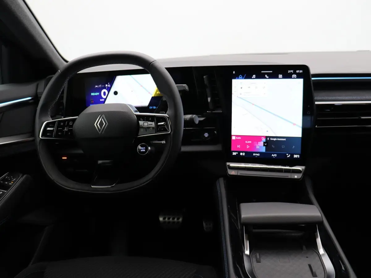 Full hybrid 200pk techno esprit Alpine | 4Control | Elek. achterklep | Apple Carplay / Android Auto |