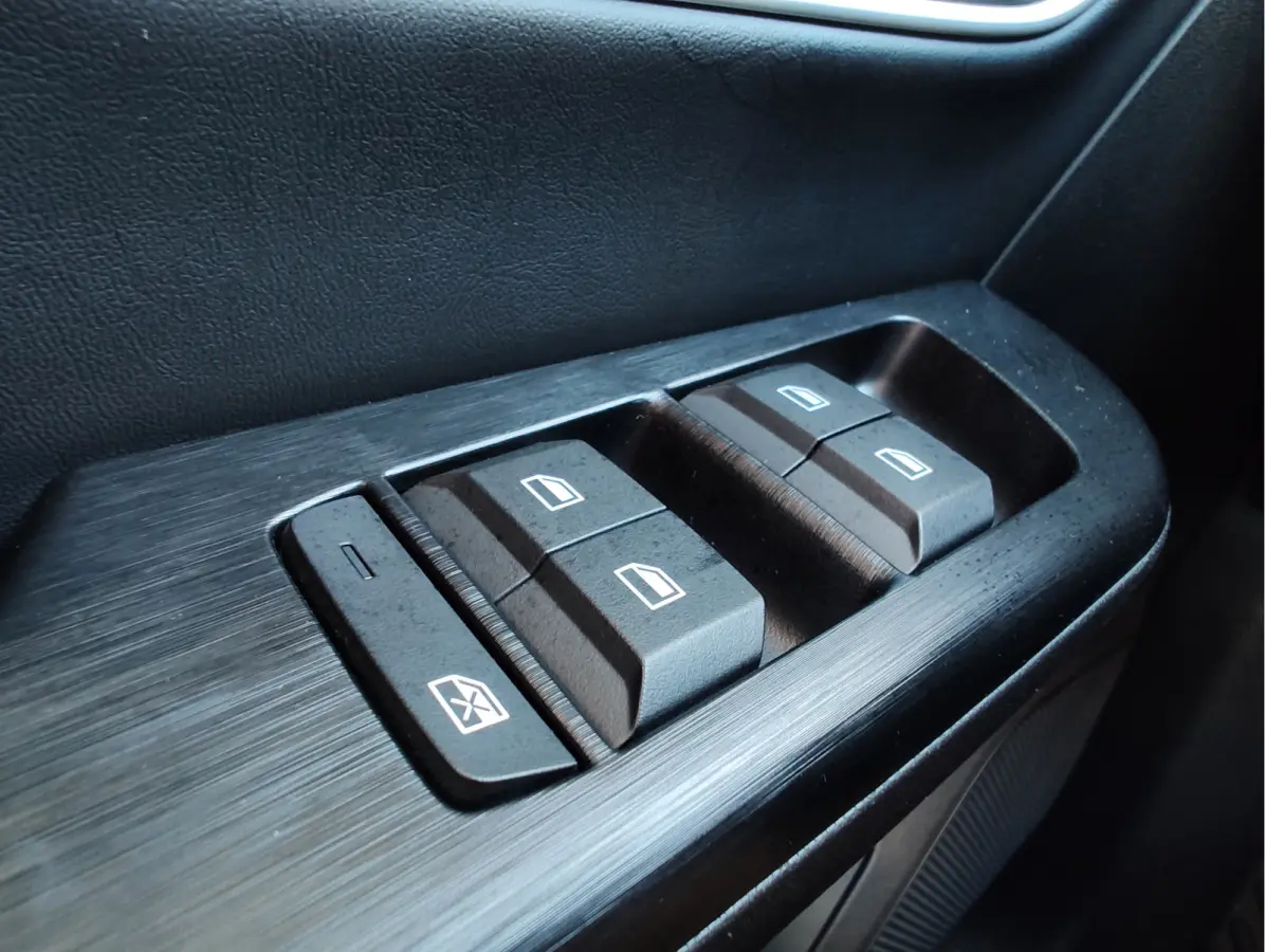1.5 HYBRID+ LUXURY 360 Camera | Keyless | Stoelverwarming