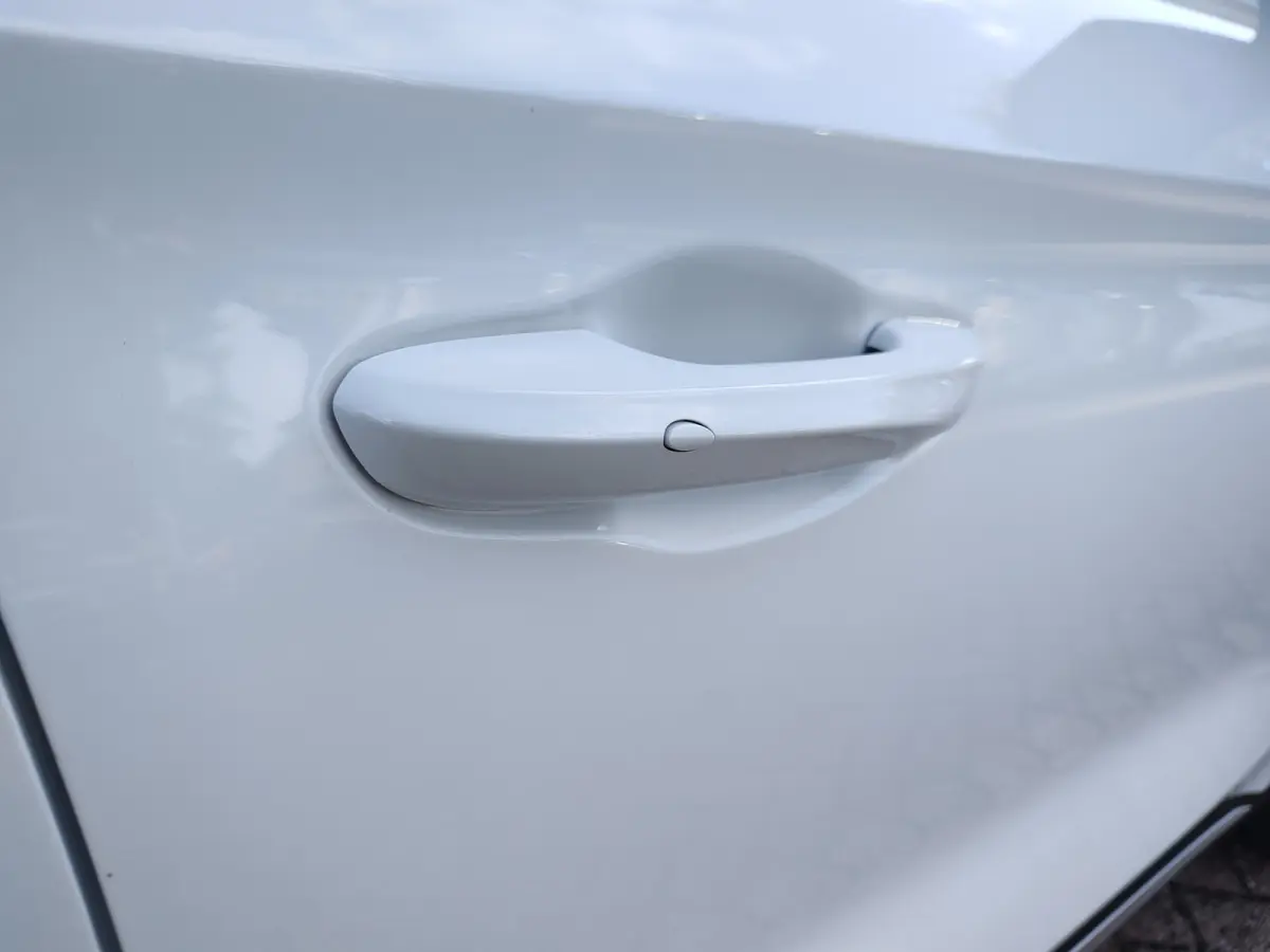 1.5 HYBRID+ LUXURY 360 Camera | Keyless | Stoelverwarming