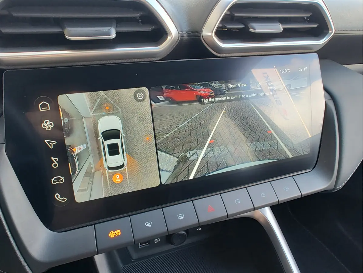 1.5 HYBRID+ LUXURY 360 Camera | Keyless | Stoelverwarming