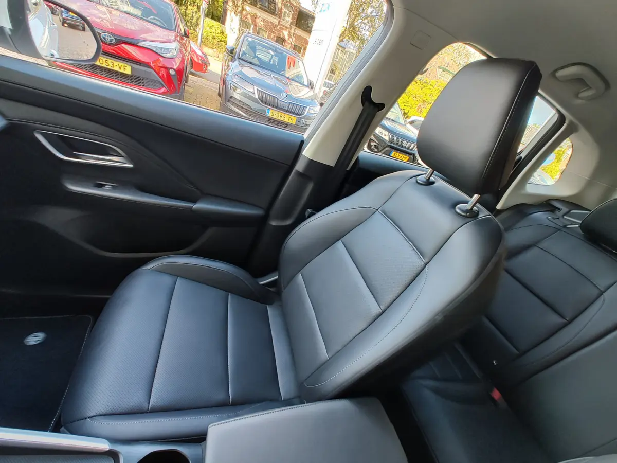 1.5 HYBRID+ LUXURY 360 Camera | Keyless | Stoelverwarming