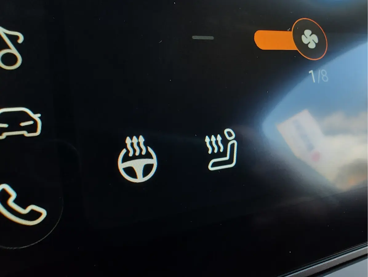 1.5 HYBRID+ LUXURY 360 Camera | Keyless | Stoelverwarming