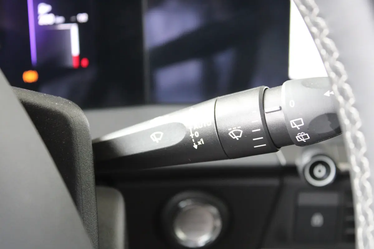 1.2 Turbo Hybrid GS | LED Matrix | Head-up display | Voorruitverwarming | AGR stoelen |