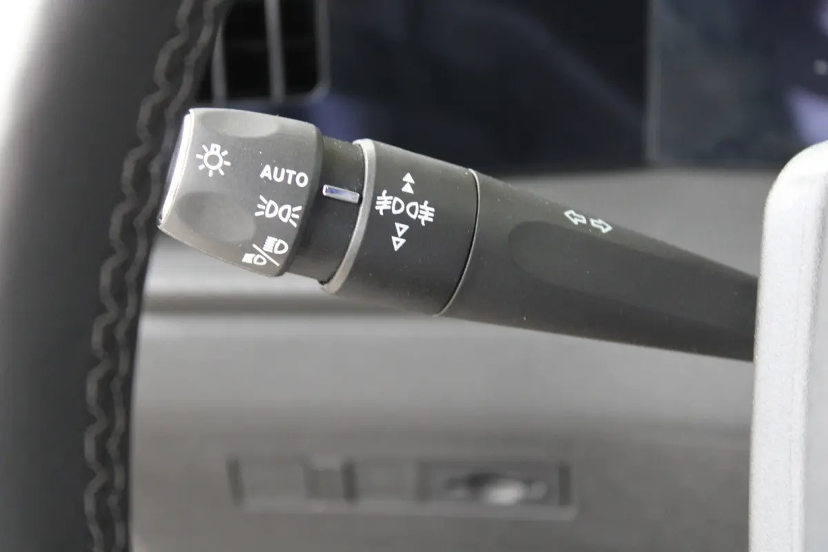 1.2 Turbo Hybrid GS | LED Matrix | Head-up display | Voorruitverwarming | AGR stoelen |