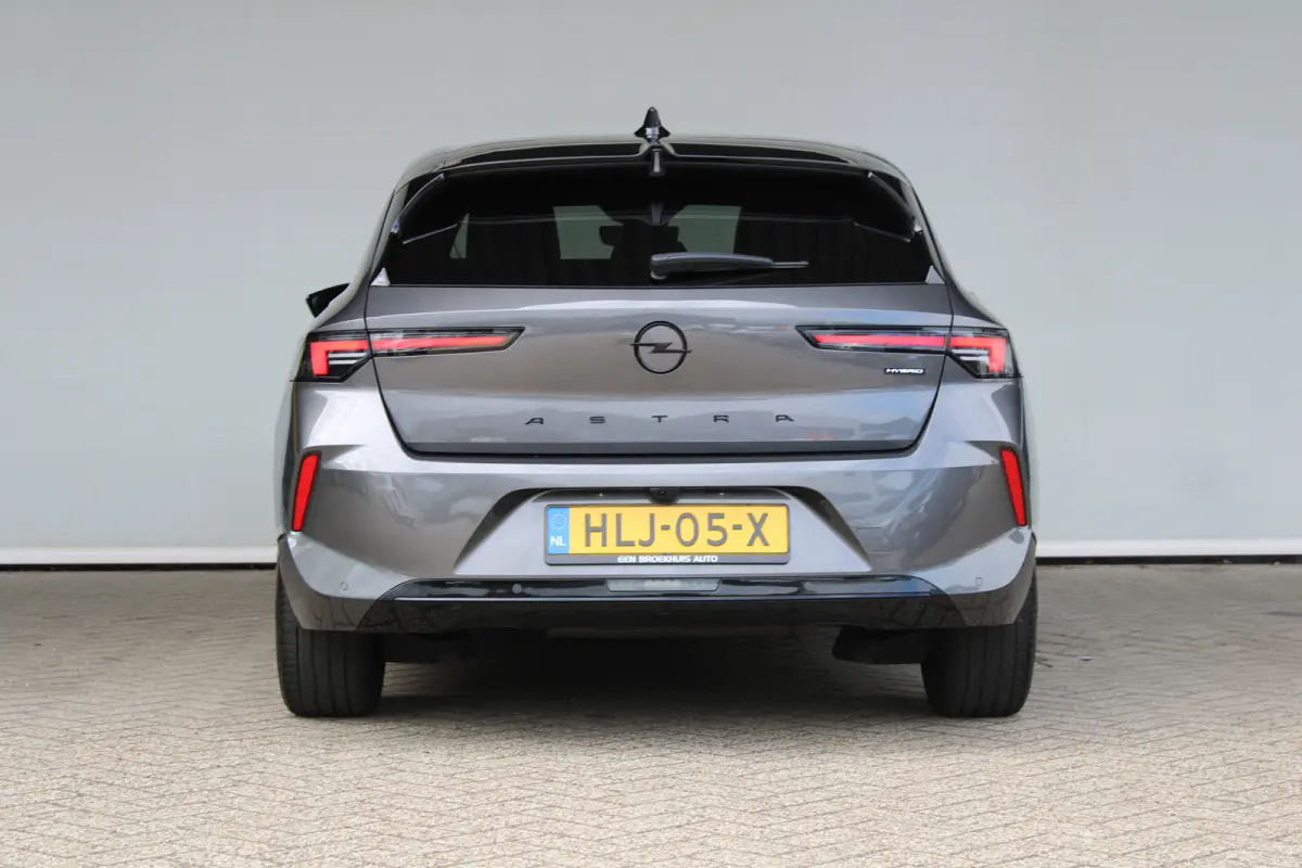 1.2 Turbo Hybrid GS | LED Matrix | Head-up display | Voorruitverwarming | AGR stoelen |