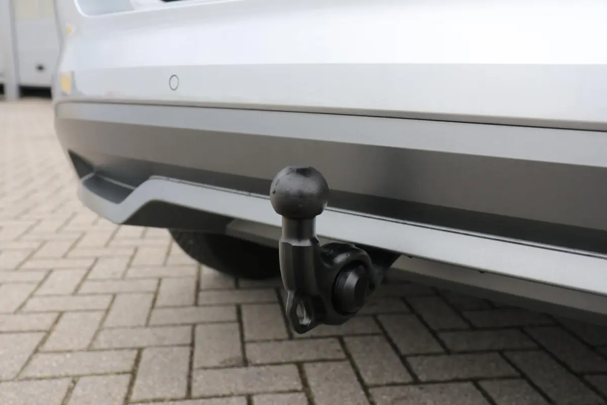 1.0 TSI 110pk Ambition | Trekhaak | Smartlink | Parkeersensoren Achter