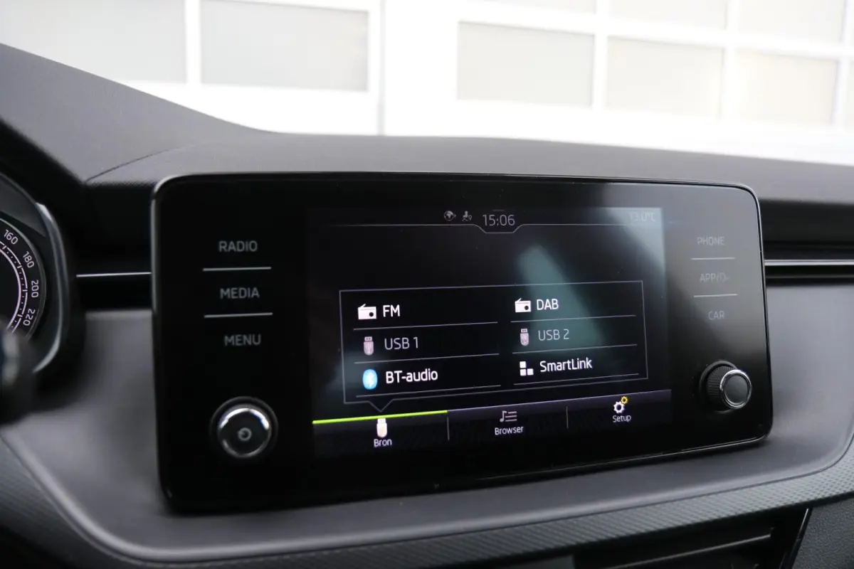 1.0 TSI 110pk Ambition | Trekhaak | Smartlink | Parkeersensoren Achter