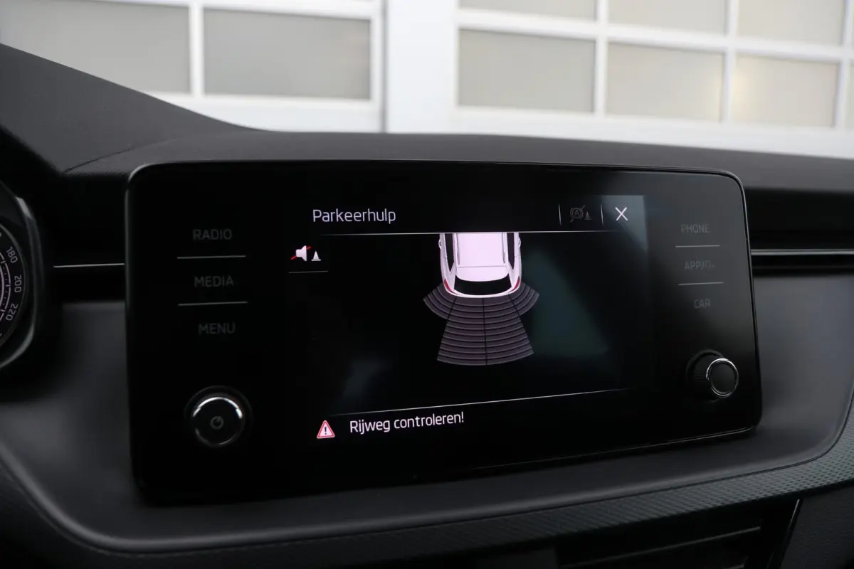 1.0 TSI 110pk Ambition | Trekhaak | Smartlink | Parkeersensoren Achter