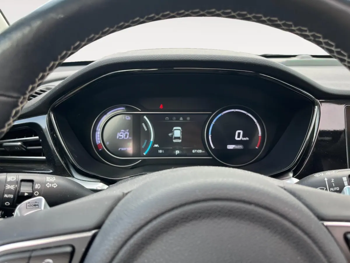 DynamicPlusLine 64 kWh | Stoelverwarming | Keyless entry | Schuifdak