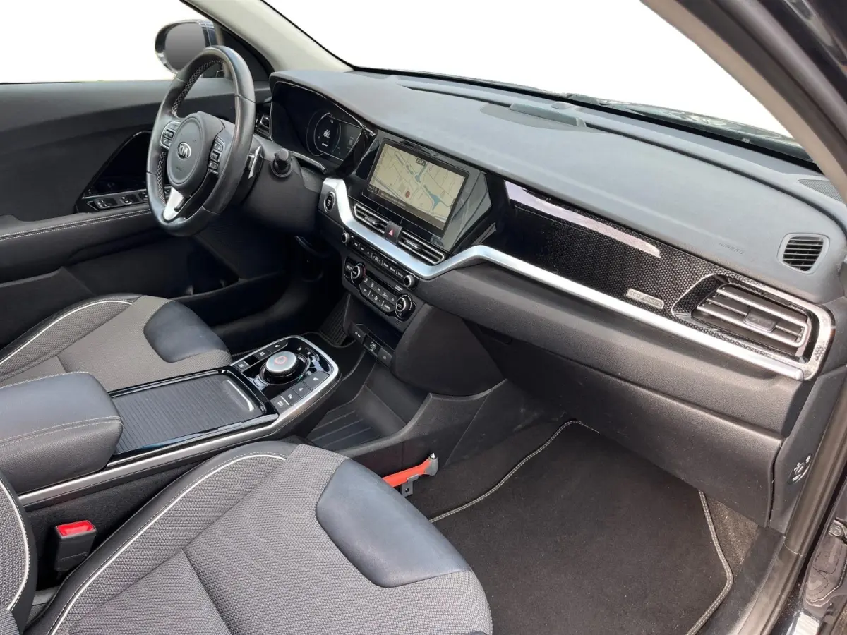 DynamicPlusLine 64 kWh | Stoelverwarming | Keyless entry | Schuifdak