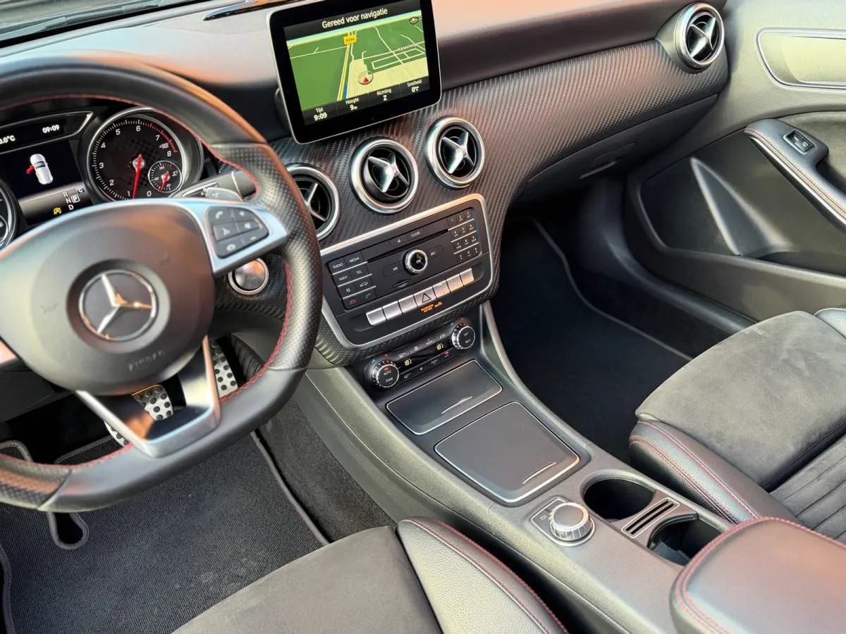160 AMG Pano Night Camera Climate 18"