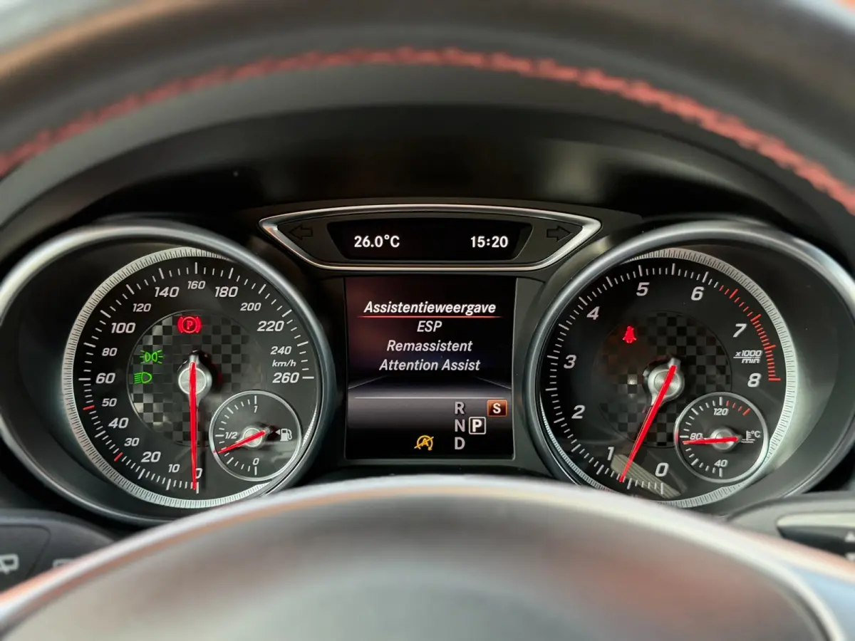 160 AMG Pano Night Camera Climate 18"