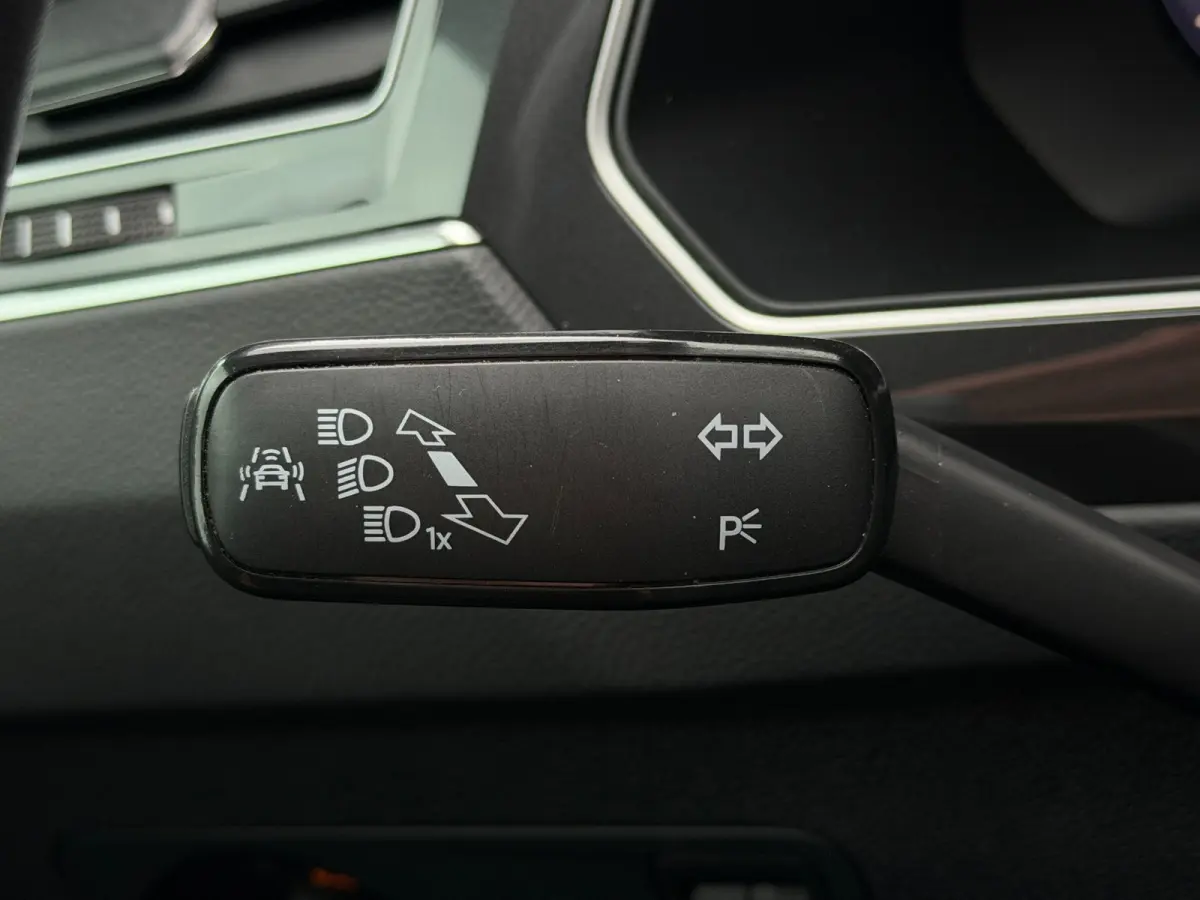 1.4 TSI Comfortline Virtual Trekh. CarPlay