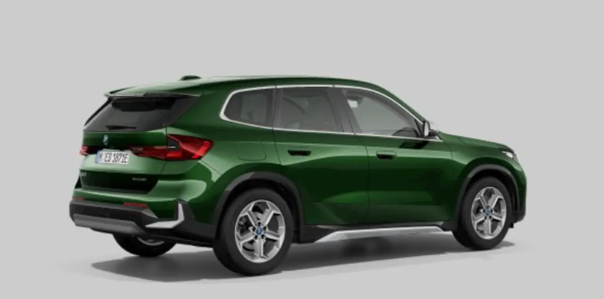 xDrive30 67 kWh xLine - Panoramadak - Driving Assistant Professional - Head up - omfort Access - Getinte Ruiten - Sportstoelen - Parking Assistant Plus - Grootlichtassistent -