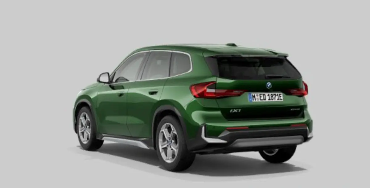 xDrive30 67 kWh xLine - Panoramadak - Driving Assistant Professional - Head up - omfort Access - Getinte Ruiten - Sportstoelen - Parking Assistant Plus - Grootlichtassistent -