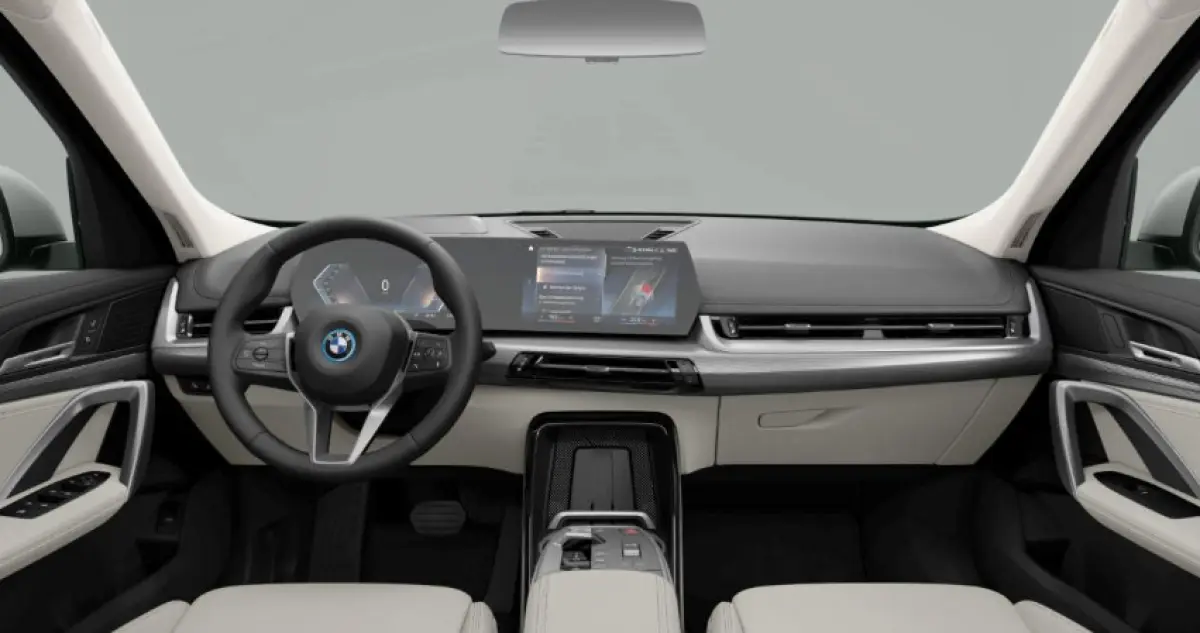 xDrive30 67 kWh xLine - Panoramadak - Driving Assistant Professional - Head up - omfort Access - Getinte Ruiten - Sportstoelen - Parking Assistant Plus - Grootlichtassistent -