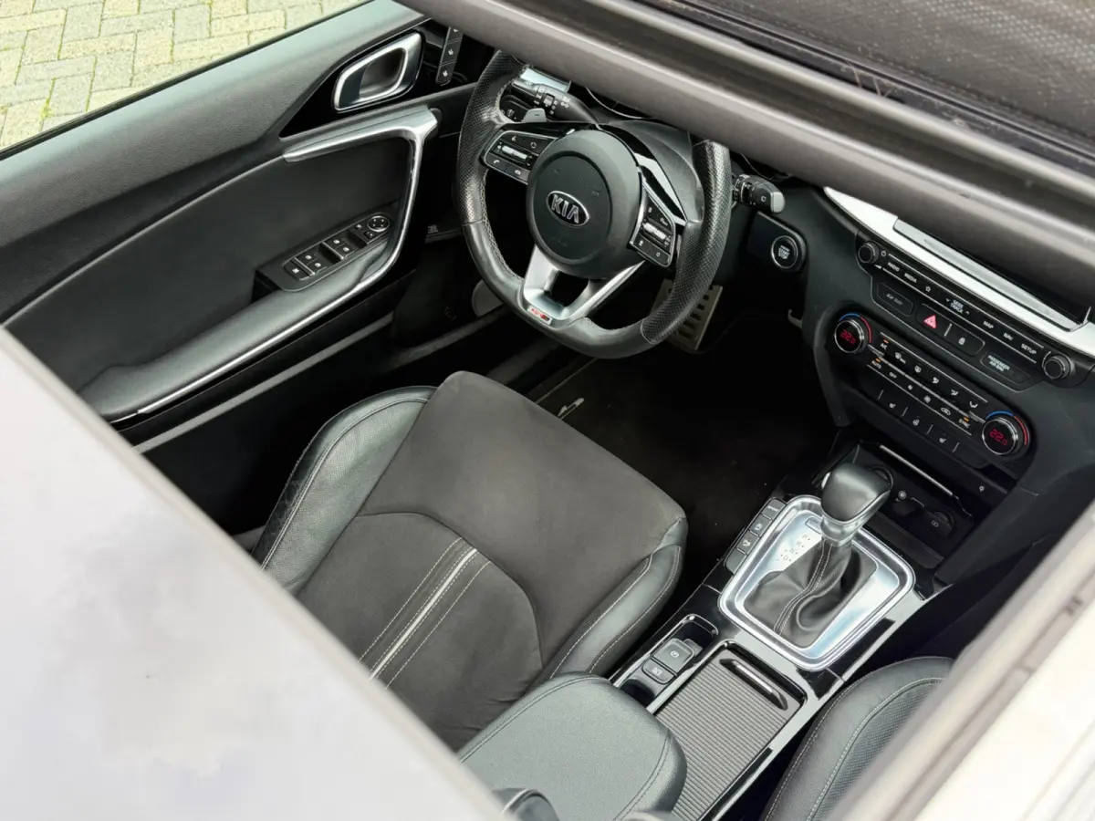1.4 T-GDI GT-PlusLine, NAP, CarPlay, Panoramadak, JBL, KeyLess