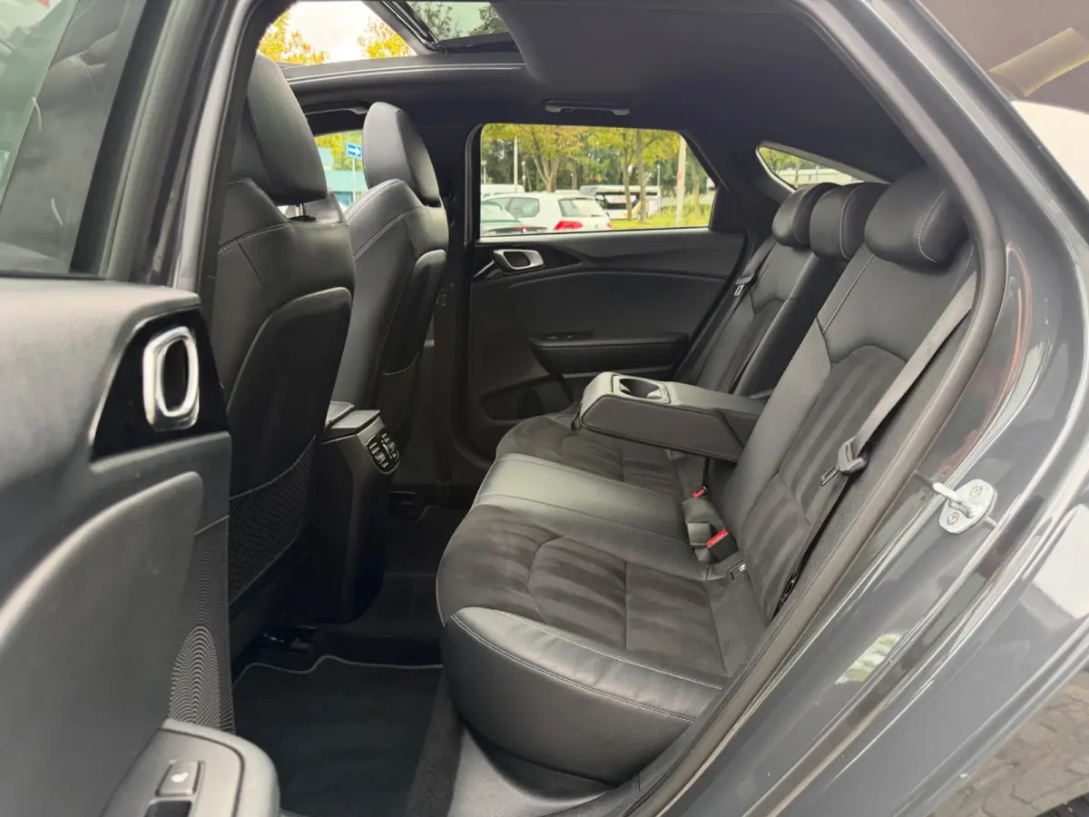 1.4 T-GDI GT-PlusLine, NAP, CarPlay, Panoramadak, JBL, KeyLess