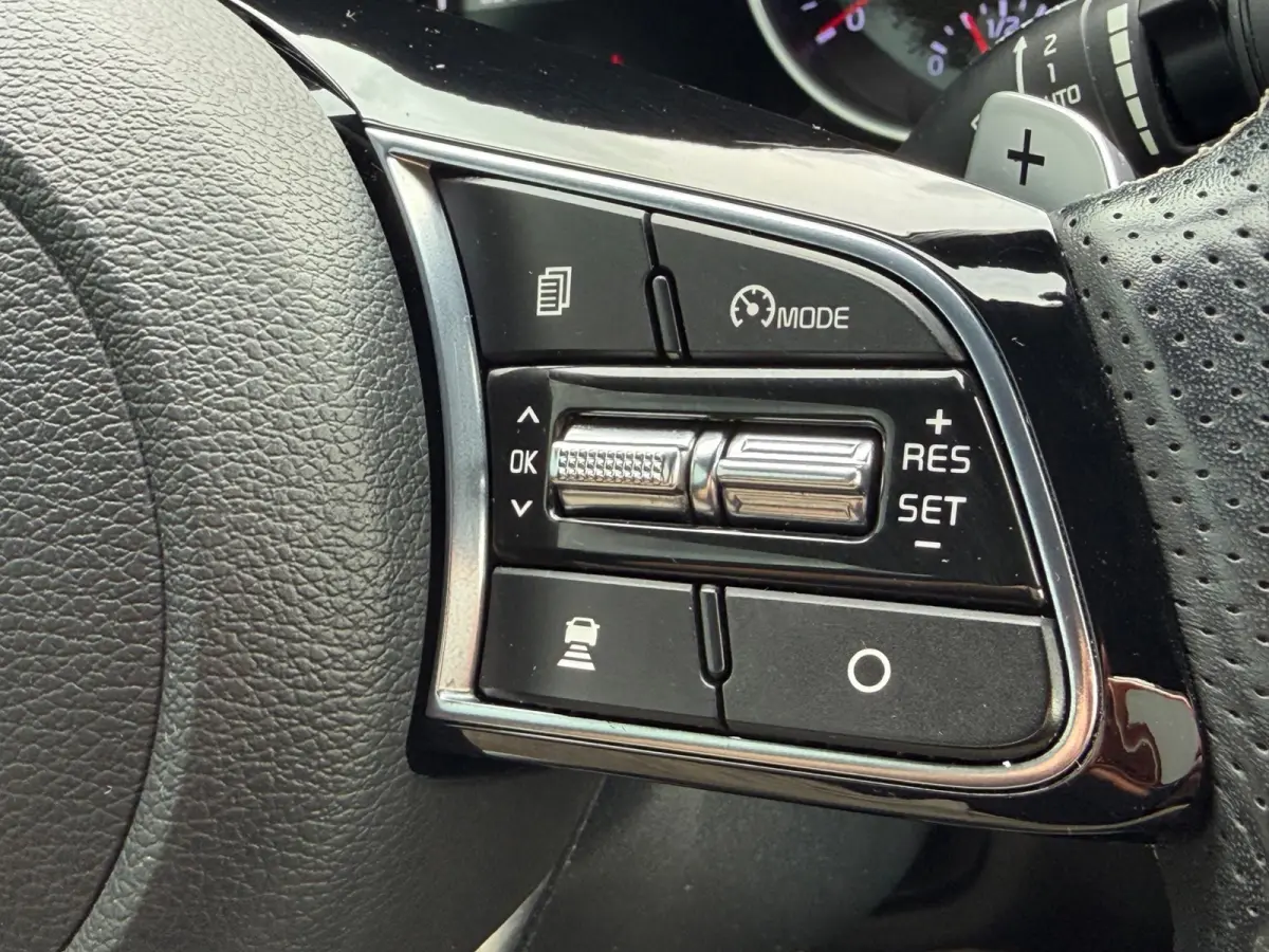 1.4 T-GDI GT-PlusLine, NAP, CarPlay, Panoramadak, JBL, KeyLess
