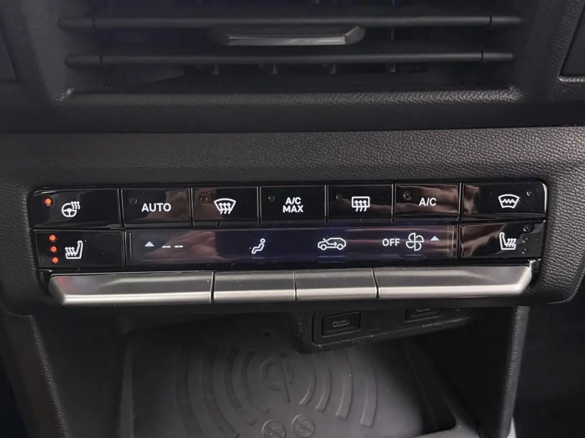 1.2 Turbo Hybrid 145pk GS Winterpakket/Nav/Camera