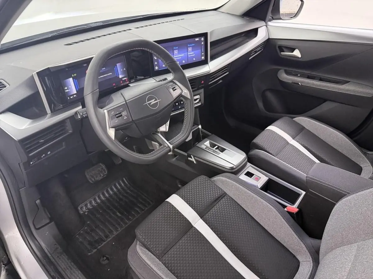 1.2 Turbo Hybrid 145pk GS Winterpakket/Nav/Camera