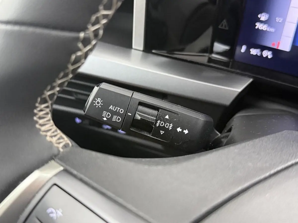 1.2 Turbo Hybrid 145pk GS Winterpakket/Nav/Camera
