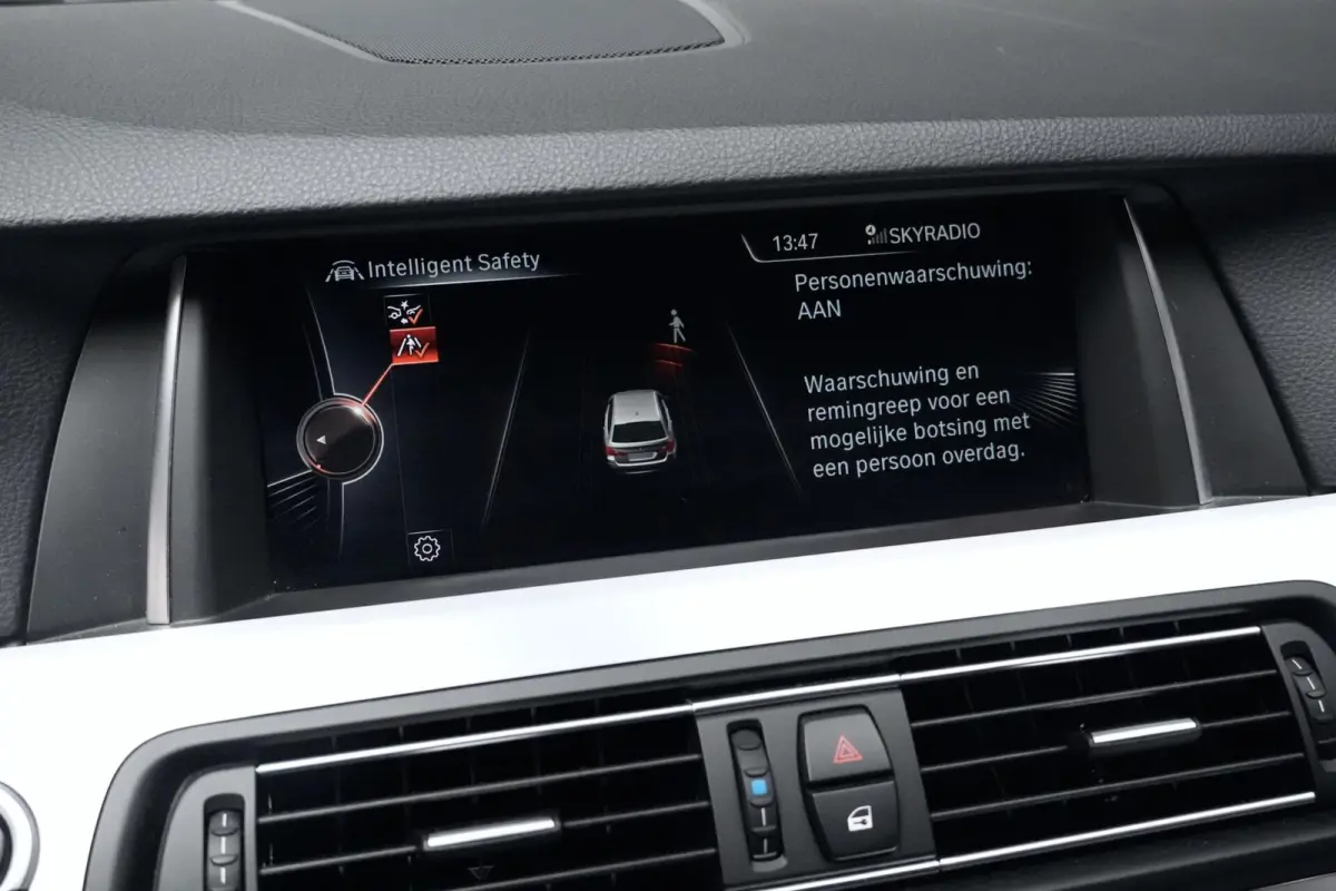 535xi High Executive Luxury Automaat 306 PK | Comfort stoelen | 360 Camera | Standkachel | Dealer onderhouden |