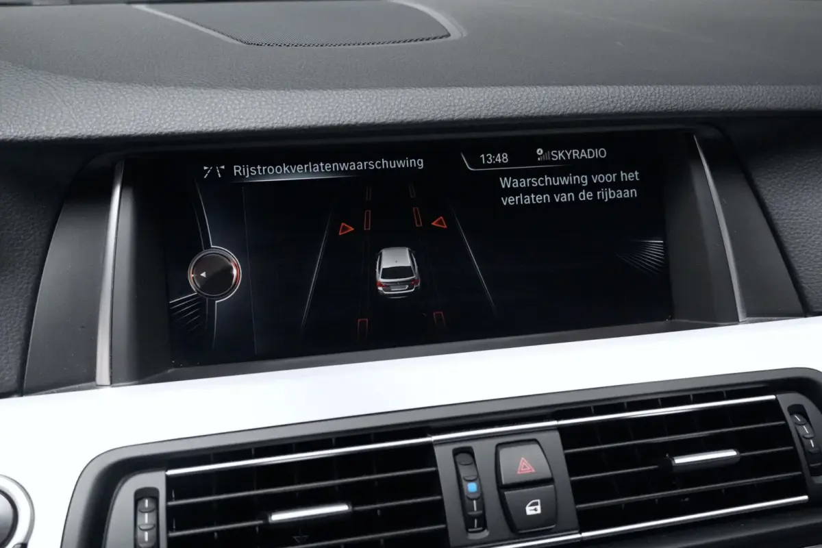 535xi High Executive Luxury Automaat 306 PK | Comfort stoelen | 360 Camera | Standkachel | Dealer onderhouden |