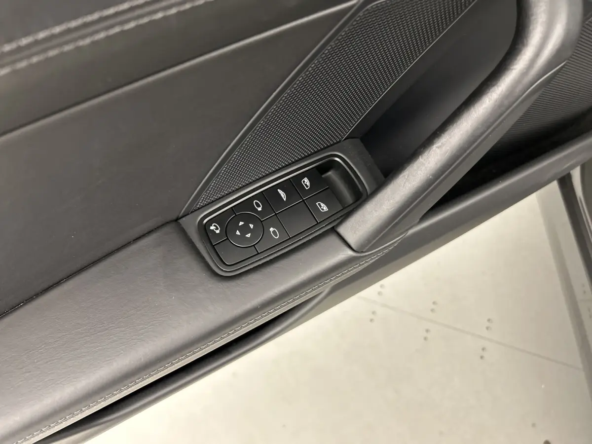 3.0 Carrera Sport chrono/Luchtvering/Sport uitlaat/stoelv/carplay