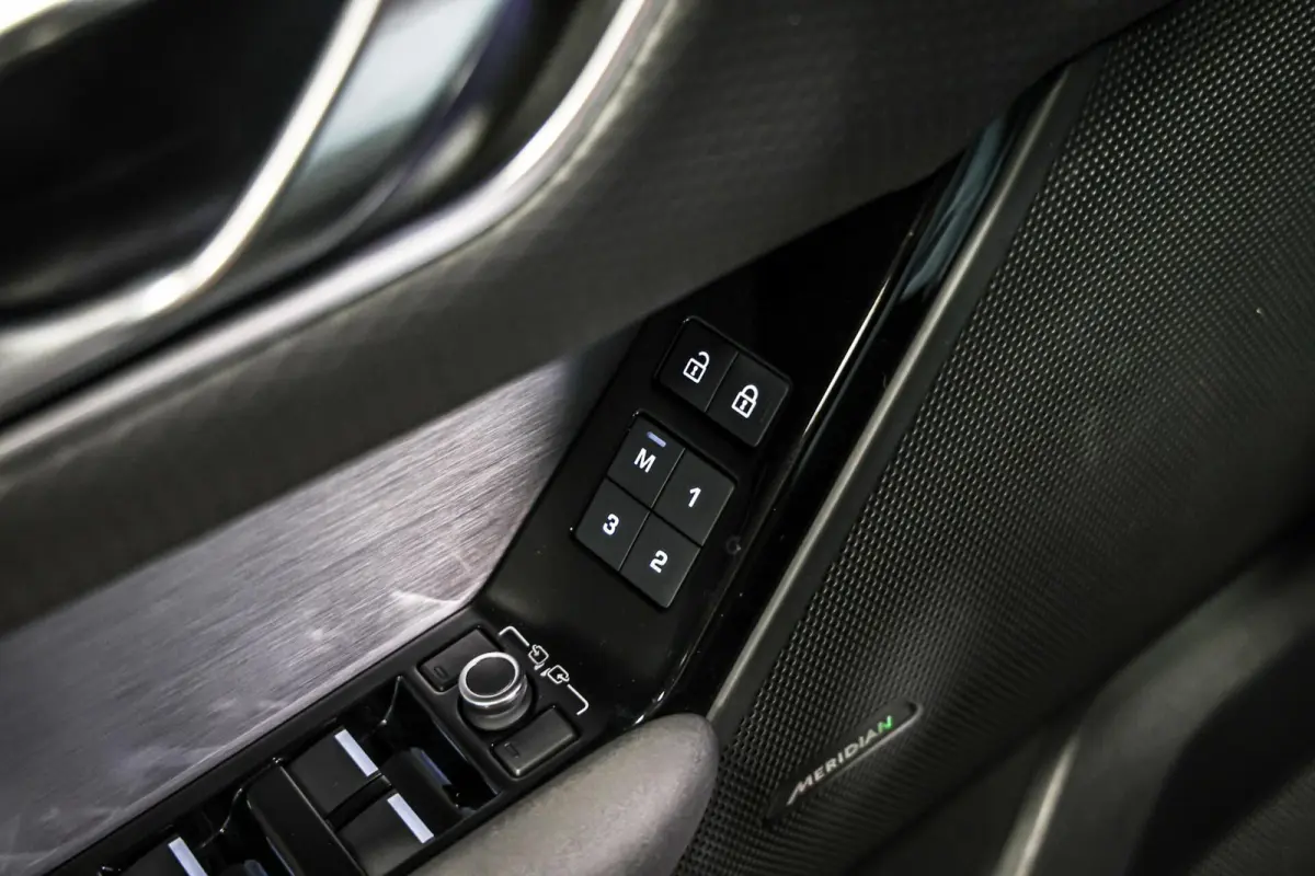 2.0 D200 AWD|Grijs kenteken