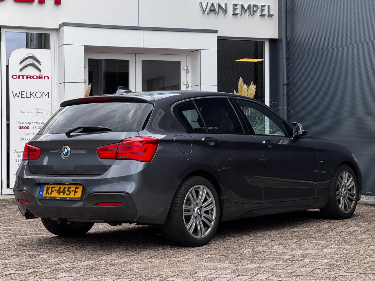 116i Centennial High Executive M-Sport | NL-Auto | BMW Dealer onderhouden | Leder + Stoelverwarming | Trekhaak