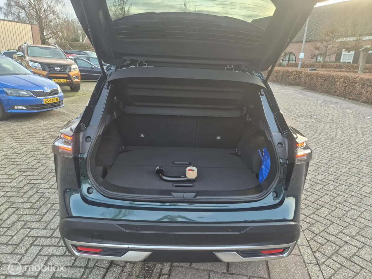 1.3 MHEV Xtronic N-Connecta