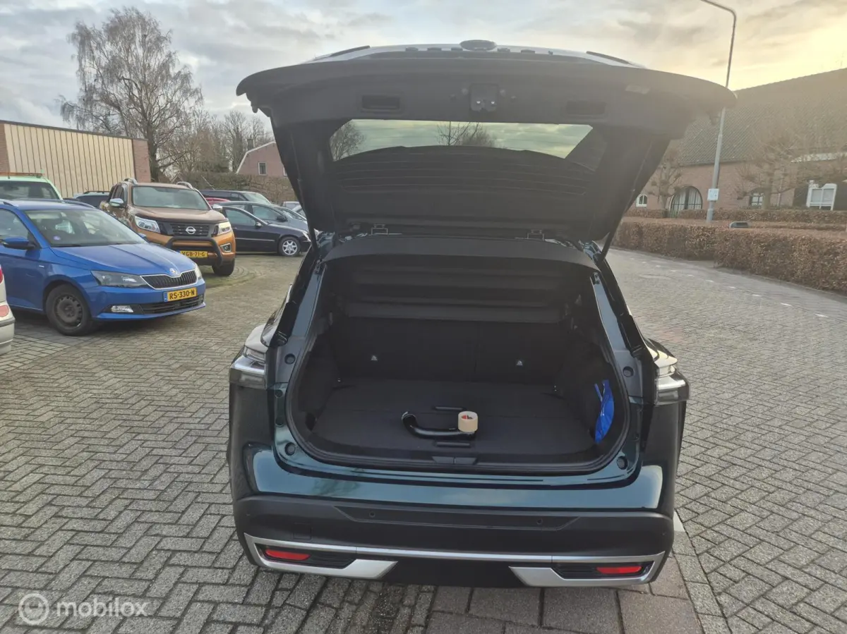 1.3 MHEV Xtronic N-Connecta