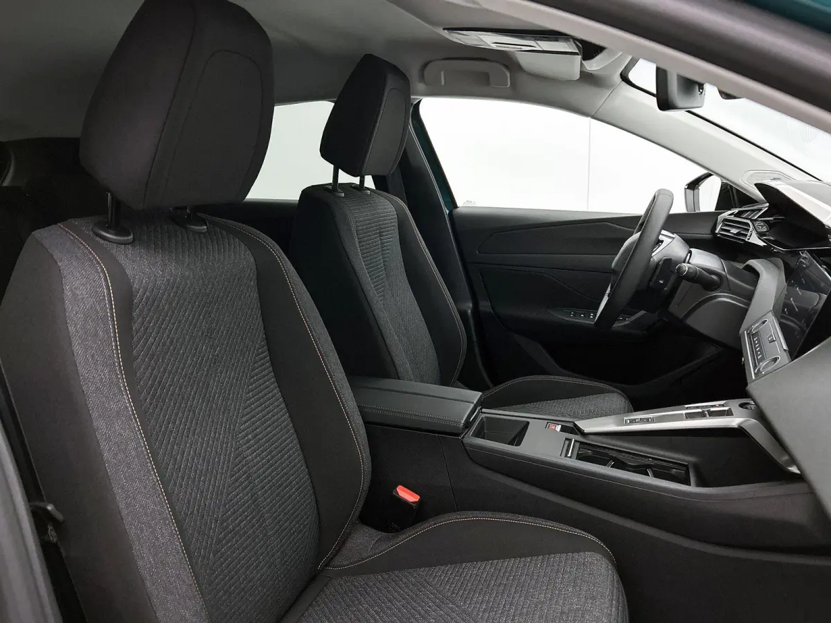1.2 Hybrid 145 e-DCS6 Business Navigatie | Achteruitrijcamera | Apple Carplay/Android Auto | Climate Control | Adaptieve Cruise Control |