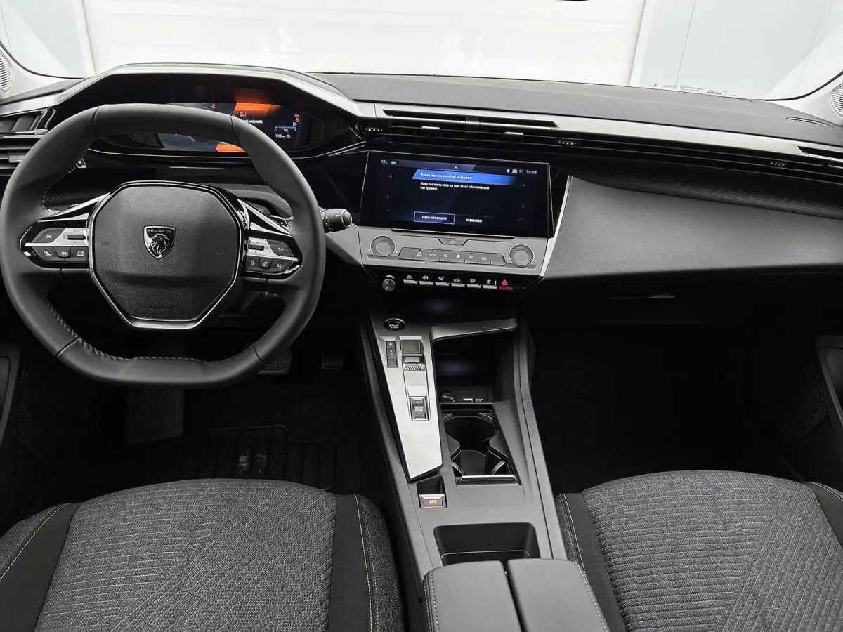 1.2 Hybrid 145 e-DCS6 Business Navigatie | Achteruitrijcamera | Apple Carplay/Android Auto | Climate Control | Adaptieve Cruise Control |