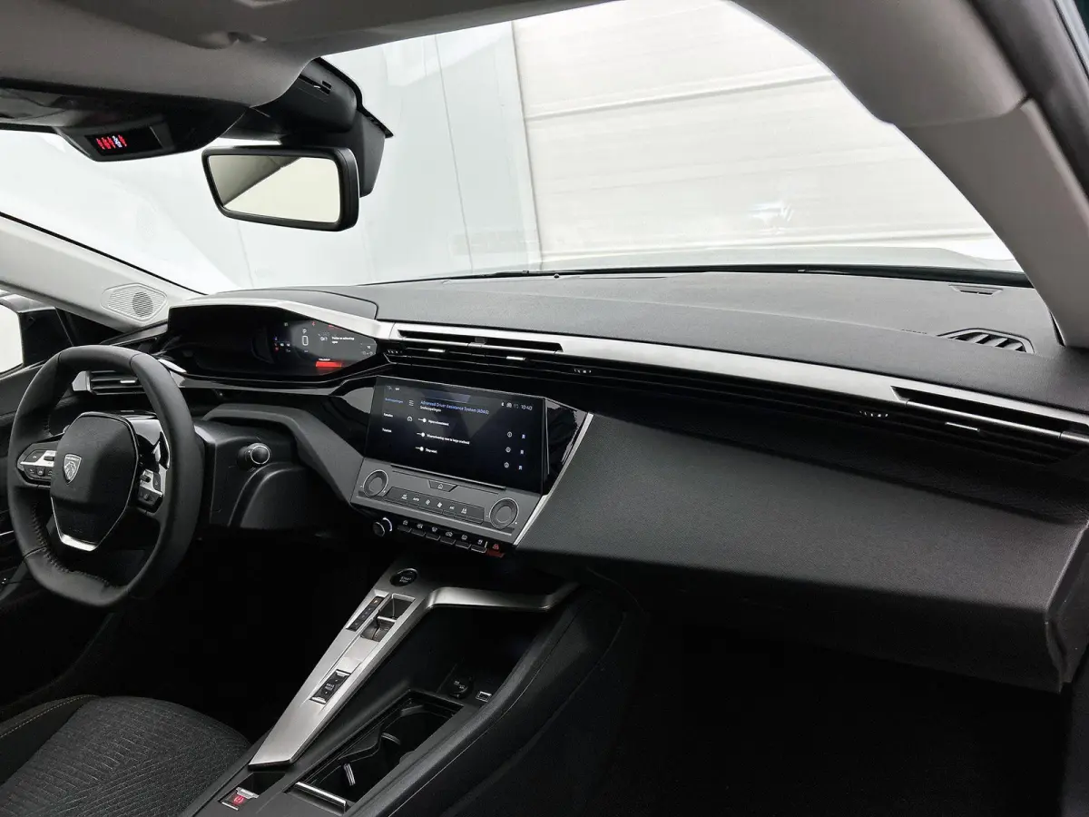 1.2 Hybrid 145 e-DCS6 Business Navigatie | Achteruitrijcamera | Apple Carplay/Android Auto | Climate Control | Adaptieve Cruise Control |