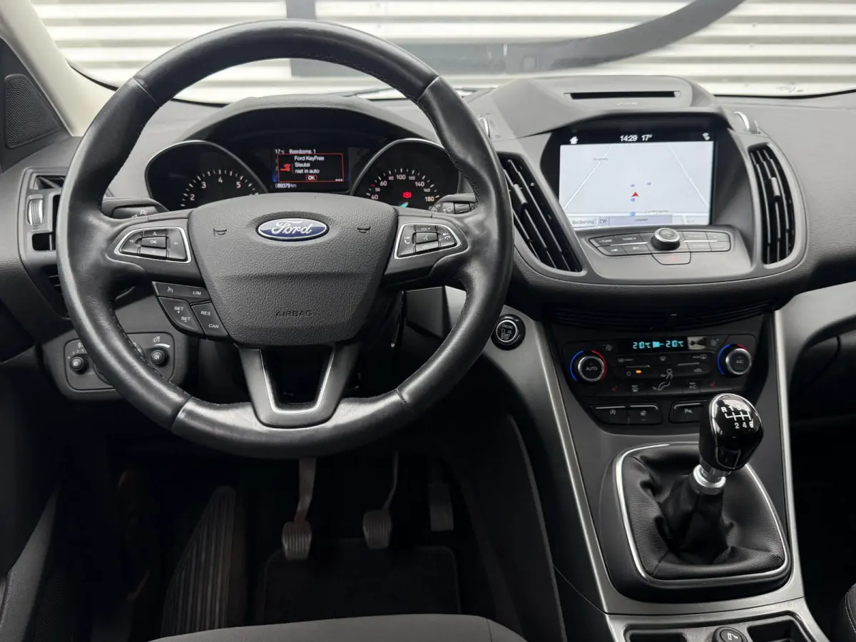 1.5 EcoBoost Titanium 2e Eigenaar|Navi|Trekhaak|Camera|Stoelverwarming|Clima|Cruise|N.A.P|APK tot 04-2027